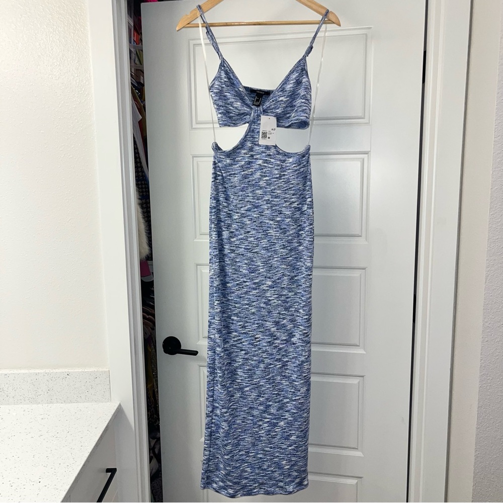 Forever 21 Blue and White Knit Top